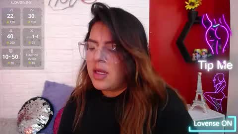 Snapshot of _poison_sweet chatting on December 16, 9:31 pm Laura online show from December 16, 9:31 pm