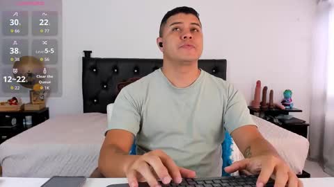   online show from November 29, 3:15 pm