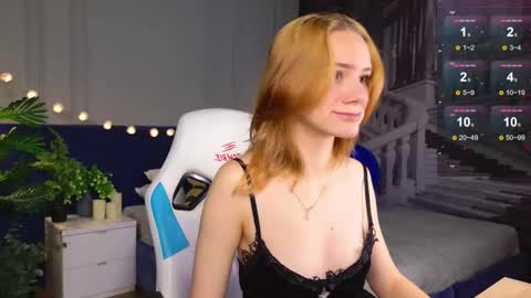 im Amy online show from September 26, 6:06 am