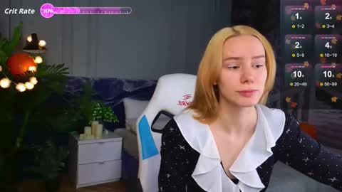 Snapshot of _ramona__ chatting on November 1, 6:04 am im Amy online show from November 1, 6:04 am