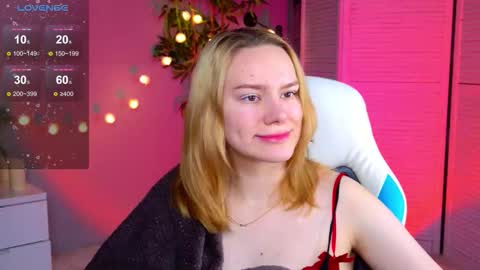im Amy online show from March 20, 6:40 am