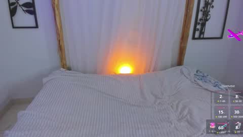 Snapshot of _redmoon chatting on November 7, 8:31 pm Moon online show from November 7, 8:31 pm