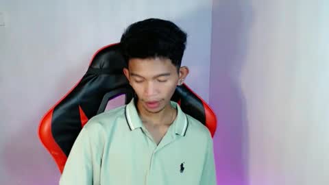 Snapshot of _rellvanxx chatting on November 4, 1:27 am _rellvanxx online show from November 4, 1:27 am