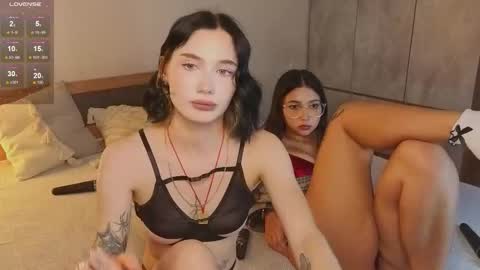 Snapshot of _reverse_gang_ chatting on October 24, 2:57 pm LISSAPVT IS OPEN online show from October 24, 2:57 pm