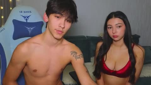 Snapshot of _reverse_gang_ chatting on November 5, 1:33 pm LISSAPVT IS OPEN online show from November 5, 1:33 pm