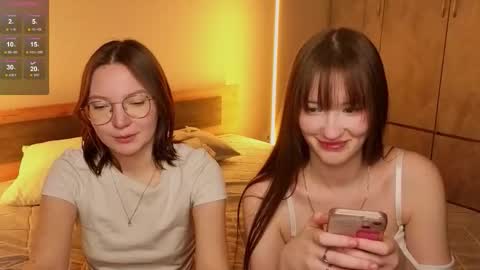 Snapshot of _reverse_gang_ chatting on November 25, 4:56 am LISSAPVT IS OPEN online show from November 25, 4:56 am