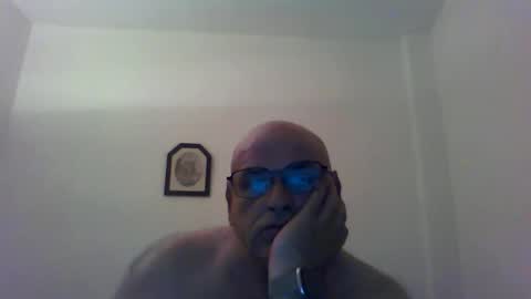 Snapshot of _reyi chatting on May 12, 6:38 pm REY online show from May 12, 6:38 pm