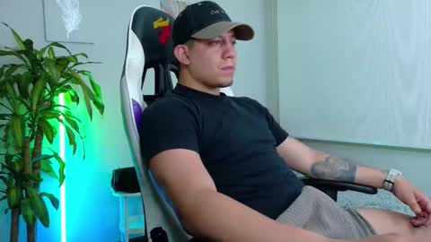 Roberto online show from February 5, 3:44 am