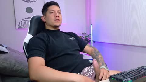 Roberto online show from February 22, 12:26 pm