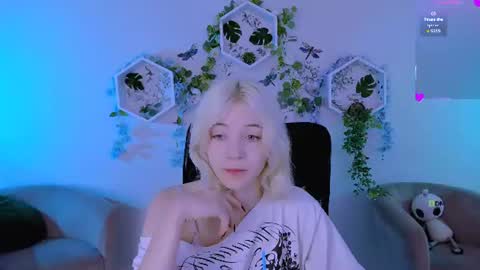 sabrina  online show from July 28, 7:15 pm