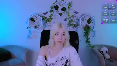 sabrina  online show from July 28, 7:39 pm