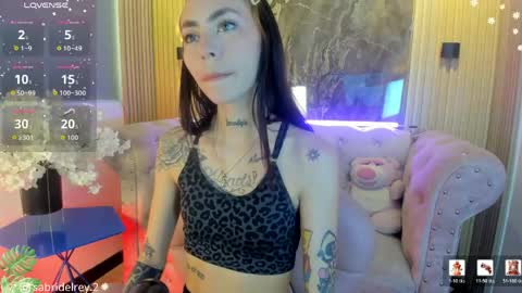 Snapshot of _sabrinaa_1 chatting on June 5, 8:14 pm Sabrina online show from June 5, 8:14 pm
