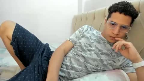 sair online show from February 19, 3:57 am