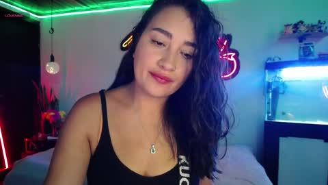 Snapshot of _santalove_ chatting on January 19, 8:09 pm SantaLove online show from January 19, 8:09 pm