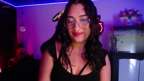 Snapshot of _santalove_ chatting on January 23, 7:51 pm SantaLove online show from January 23, 7:51 pm