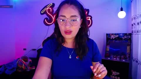 Snapshot of _santalove_ chatting on January 30, 7:15 pm SantaLove online show from January 30, 7:15 pm