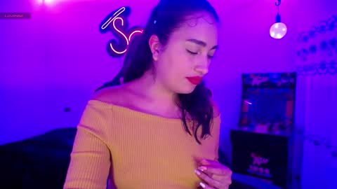 Snapshot of _santalove_ chatting on February 7, 12:31 am SantaLove online show from February 7, 12:31 am