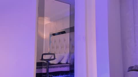 Snapshot of _saragarcia_ chatting on January 27, 2:46 pm Sara online show from January 27, 2:46 pm