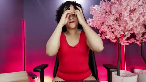 Snapshot of _sarahrose chatting on November 15, 1:07 pm Sara online show from November 15, 1:07 pm