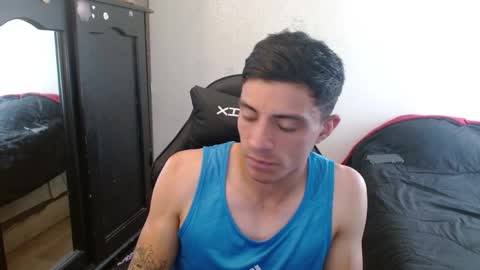 Snapshot of _schnnneider_ chatting on September 22, 6:10 pm SCHNEIDER online show from September 22, 6:10 pm