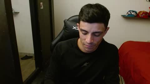 Snapshot of _schnnneider_ chatting on November 12, 10:41 pm SCHNEIDER online show from November 12, 10:41 pm