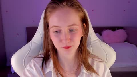 _secretelly_ online show from November 18, 11:03 am