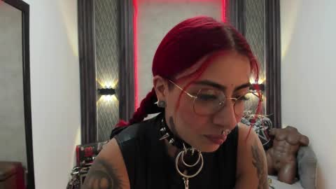 Selene online show from February 12, 4:55 pm