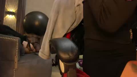 Selene online show from September 9, 3:22 pm