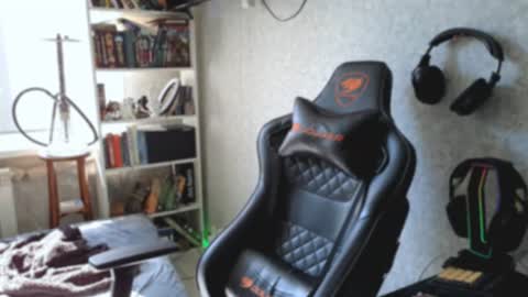 Snapshot of _serious_man chatting on June 14, 6:48 am Ask me online show from June 14, 6:48 am