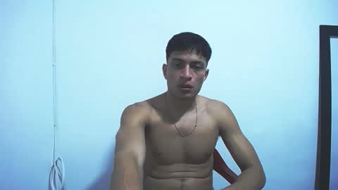 Juan Pablo-independent model online show from November 26, 5:41 am