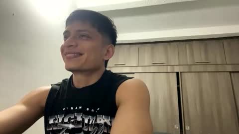 Juan Pablo-independent model online show from February 9, 2:15 am