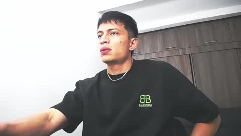 Juan Pablo-independent model online show from February 13, 3:13 am