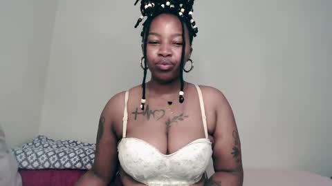 _sexysquirter online show from November 12, 4:46 am