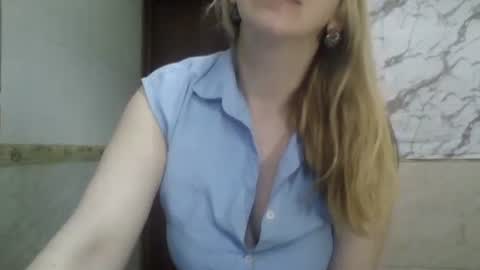  SexyXSveta  online show from May 12, 3:58 am