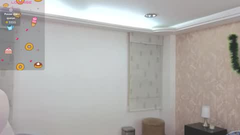 _sharlotte777 online show from December 22, 2:47 pm