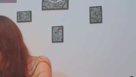 _silvia_vega_ online show from April 29, 10:08 am