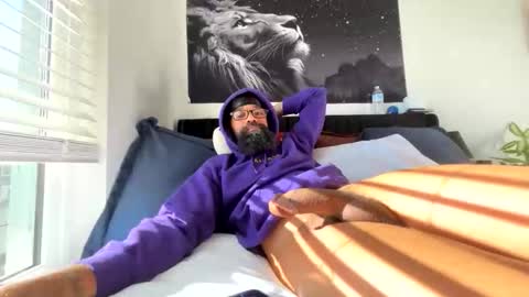 Snapshot of _slimreaper69 chatting on April 8, 12:38 pm Slim Reaper online show from April 8, 12:38 pm
