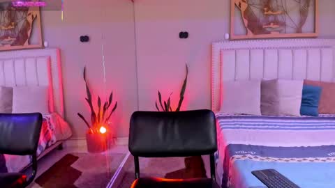    640  200   online show from September 11, 8:09 pm