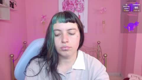 Sofia  online show from June 9, 1:23 pm