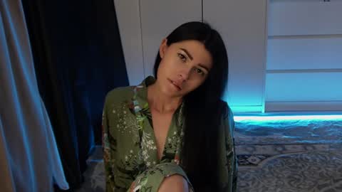 Snapshot of _sophiia_666 chatting on January 2, 11:27 pm Sophy online show from January 2, 11:27 pm