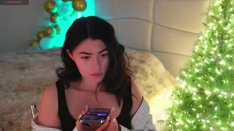 Snapshot of _sophiia_666 chatting on January 7, 1:24 pm Sophy online show from January 7, 1:24 pm