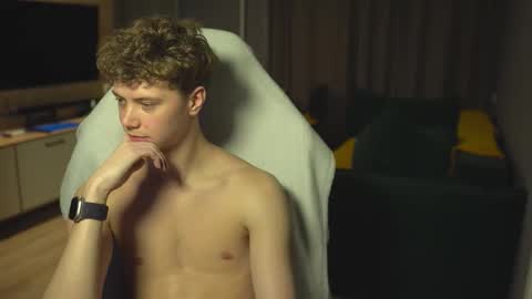 Snapshot of _sopranos_ chatting on November 19, 3:12 pm OLIVERpvt is open online show from November 19, 3:12 pm