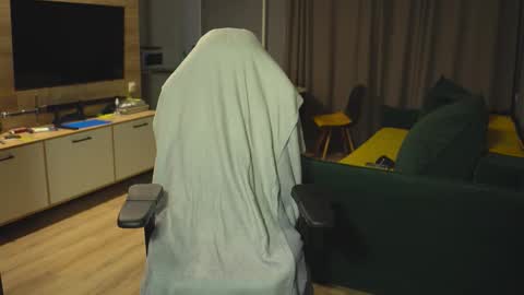 Snapshot of _sopranos_ chatting on November 24, 4:01 am OLIVERpvt is open online show from November 24, 4:01 am