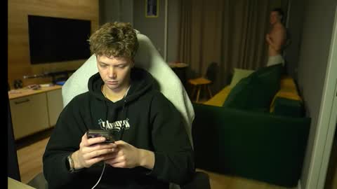 Snapshot of _sopranos_ chatting on November 25, 12:05 pm OLIVERpvt is open online show from November 25, 12:05 pm