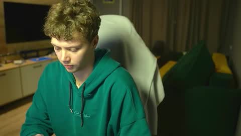 Snapshot of _sopranos_ chatting on November 30, 11:58 am OLIVERpvt is open online show from November 30, 11:58 am