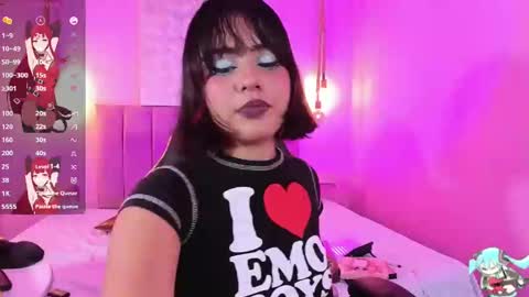 V E N U S online show from January 18, 1:40 pm