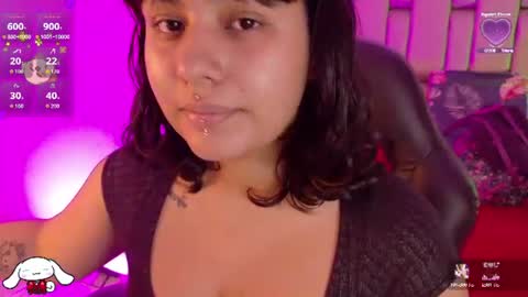 Snapshot of _sowy_venus_ chatting on June 17, 11:34 am V E N U S online show from June 17, 11:34 am