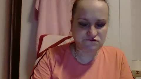 Snapshot of _squirty_pussyyy_ chatting on February 28, 7:46 pm Melisa online show from February 28, 7:46 pm