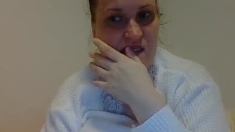 Snapshot of _squirty_pussyyy_ chatting on March 10, 10:02 pm Melisa online show from March 10, 10:02 pm