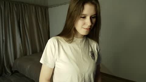 Snapshot of _stella_grace_ chatting on April 1, 7:09 am Stella Grace online show from April 1, 7:09 am